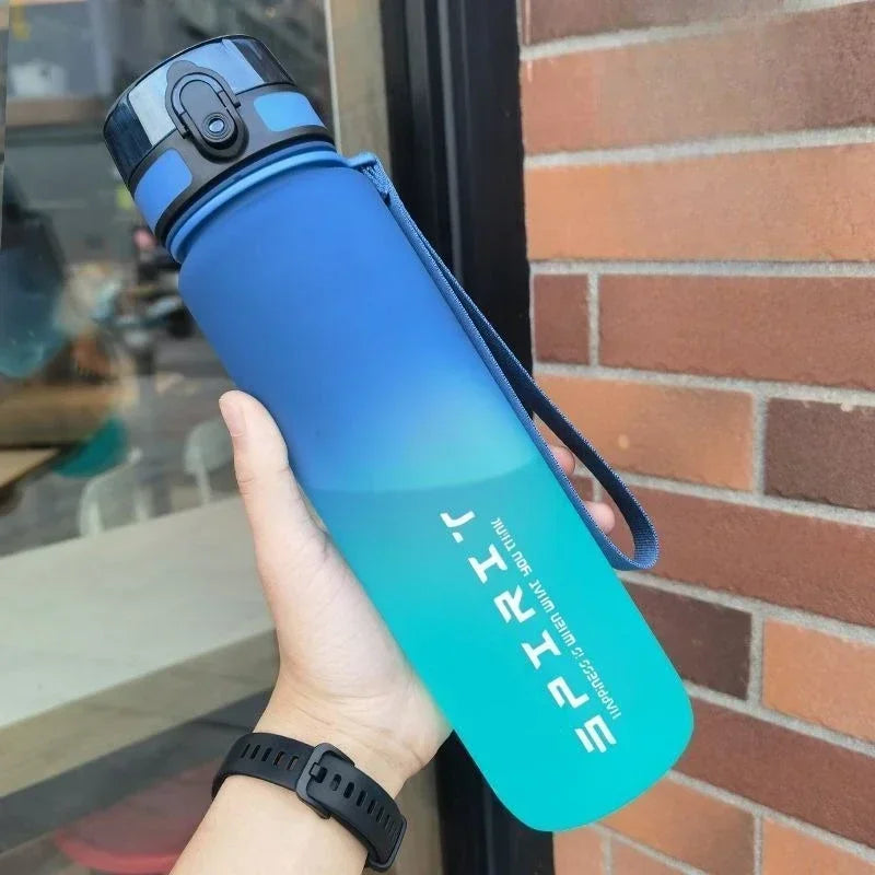 Botella de agua deportiva de gran capacidad de 1 litro, a prueba de fugas, de plástico, colorida, ideal para beber al aire libre, viajes, gimnasio, fitness, etc.